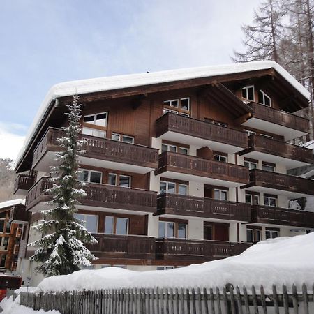 Bolero 4.5 Dachzimmerwohnung Zermatt Exteriér fotografie